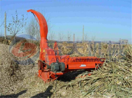 Straw forage ensilage machine