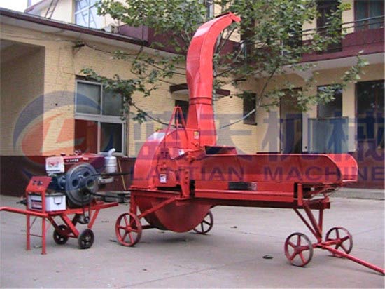 Straw forage ensilage machine