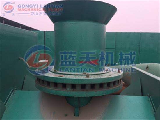 Sawdust briquette machine