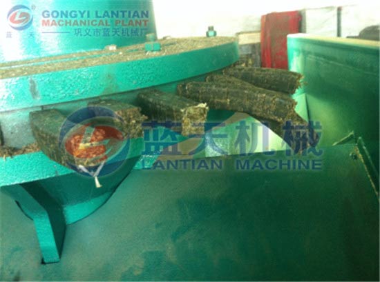 Alfalfa coal briquette machine