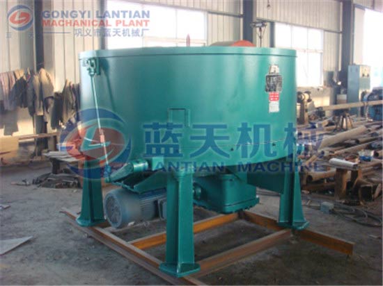 Wheel roller mixer